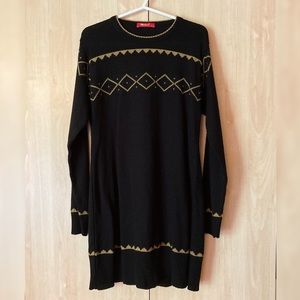 Lightweight knit long sleeve dress